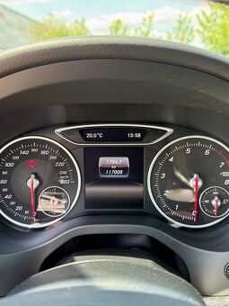 Mercedes A180 | Apple CarPlay | LED | po servisu - 19