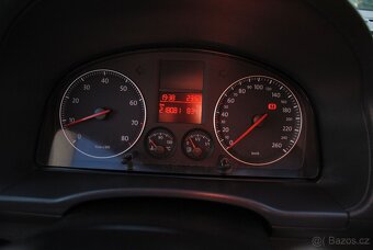 VW Caddy 1.6MPi 75kW - LIFE - 7 míst - 19