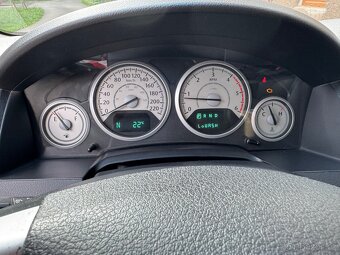 Chrysler Grand Voyager 2,8 CRD - 19