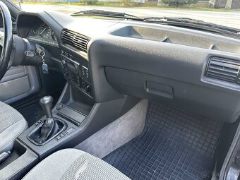 BMW 318i E30 - 19