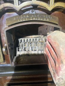 Litinová historická kamna Maják automat 111 Originál stav - 19
