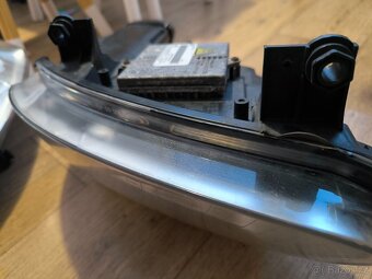 Světla xenon Touran, Caddy - 19