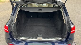 Mercedes Benz E 220d Avantgarde - 19