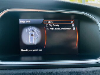 Volvo V40 1.6i BENZÍN MANUÁL 1.MAJITEL KAMERA SERVISKA - 19