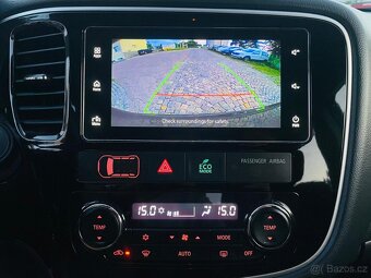 Mitsubishi Outlander 2.0i BENZÍN 2017 MANUÁL LED KAMERA 2WD - 19