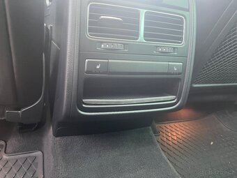 Touareg V6 3.0TDI 176kw 220tis km - 19