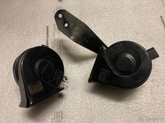 VW T5 zbyle dily. - 19