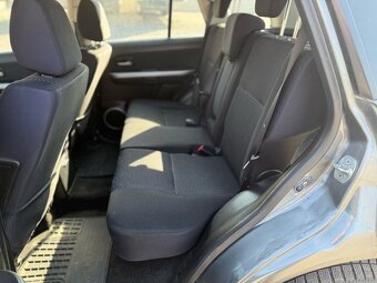 Suzuki Grand Vitara 1.9D MANUÁL 4x4 - 19