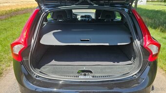 Volvo V60, 2.4 D6 158 kW HYBRID - 19