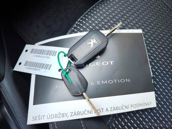 Peugeot 208 1.2PT/81kW Allure AUTOMAT  1.maj, ČR, 37.000km - 19