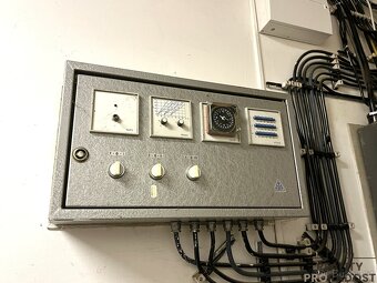 Pronájem obchodu 201 m2 v Tulešicích, obchod sklady rampa Tu - 19