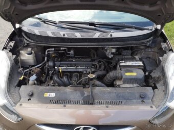 HYUNDAI ix20 NOVÉ V ČR 2.MAJITEL 1.4i BENZÍN 2013 - 19