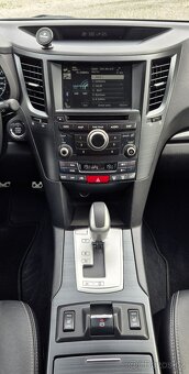 Subaru Outback - 2,5i 127 kW Executive ČR 2.maj - 19