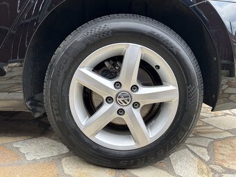 Volkswagen Golf,  1.6Tdi 81KW Confortline servis - 19