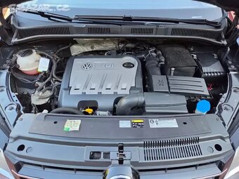 VW Sharan 2.0TDI 103kW, DSG, 7.míst, 2014, xenon, po servisu - 19