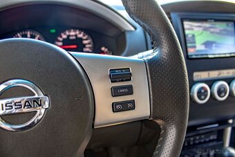 Nissan Pathfinder 3.0 dCi V6 LE - 19