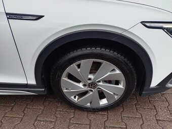 VW Golf Kombi TDI 147kW 4x4 DSG Alltrack - záruka Autodraft - 19