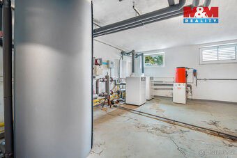 Prodej nájemního domu, 4261 m², Milovice, ul. Topolová - 19