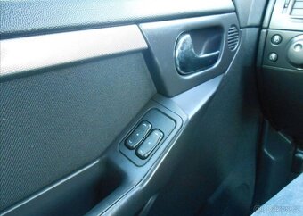 Opel Meriva 1,6 16V 74 kW AUTOMAT Historie benzín - 19