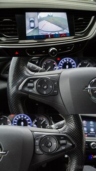 Opel Insignia GSI 2.0 CDTI BiTURBO 210k S S 4x4 AT8 - 19
