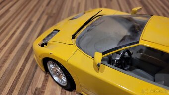 Modely aut 1:18 - 19