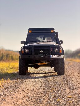 Nissan Patrol y60 expediční vůz - 19