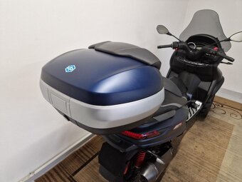 Piaggio MP3 500 hpe Zpátečka LED denní svícení AKRAPOVIČ - 19