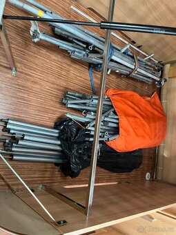 Karavan TEC Travel King 490, předstan, královská postel - 19