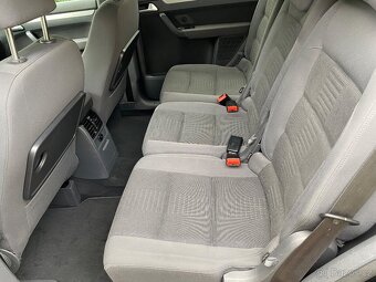 VW Touran 1,4 TSI 103 KW 7 míst nové rozvody - 19