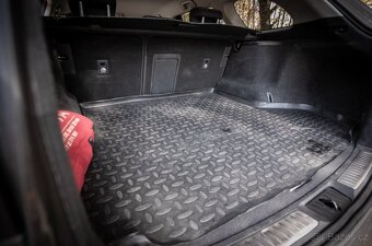 TOYOTA AVENSIS Combi 2.0 105kW 2017 - 19