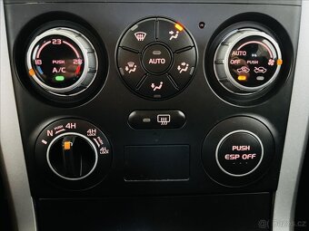 Suzuki Grand Vitara 1,9 DDIS 4x4  TAŽNÉ, NAVI, VÝHŘEV (2006) - 19
