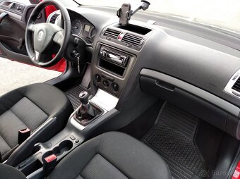 Škoda Octavia II 1,6MPi,spolehlivý osmiventil - 19