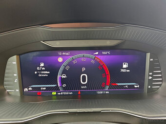 Škoda Superb 2.0 TDI Style Plus Virtual LED - 19