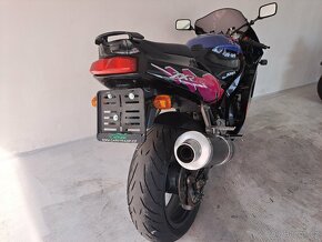 Kawasaki ZXR 750 - 19