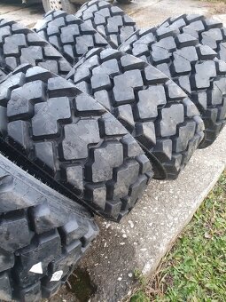 Pneu Galaxy  12 - 16,5 - 19