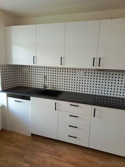 Zánovní Kuchyňská linka IKEA se spotřebiči - 19