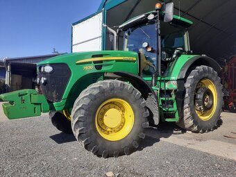 Prodám kolový traktor John Deere 7830 - 19