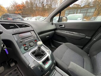 Peugeot 5008 2.0 HDI 110kW pano klima tažné 2010 ČR - 19