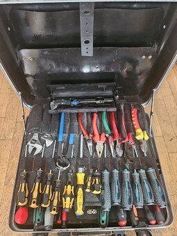 Gt-line servisní kufr plný nářadí - 19