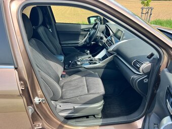 ► MITSUBISHI ECLIPSE CROSS 1.5T-MIVEC 120KW CLEARTEC TAŽNÉ - 19