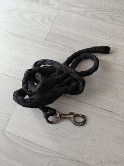 Mnoho věcí na kone a jezdce - 19