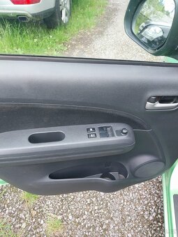 Suzuki Splash 1,0i  48 kW - 19