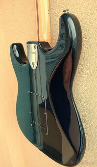 Greco Stratocaster Spacey Sound 81-snímače USA Fender 79-81 - 19