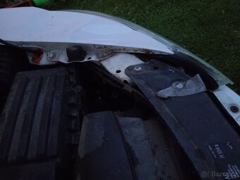 Skoda Octavia Combi 2,0 TDI RS havarovana, pojizdna - 19