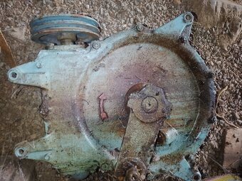 Nádrž ,elektromotory3faz.,hoblovka - 19