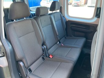 VOLKSWAGEN CADDY MAXI 2,0TDi 7míst ŠPIČKOVÝ STAV - 19