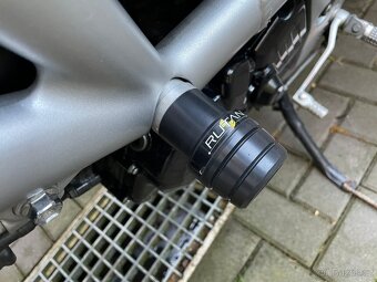 Suzuki SV650N - 19