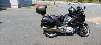Honda NT700V - 19