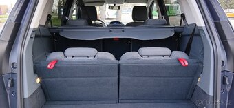 Ford Grand C-Max,1,6i,TITANIUM,7Míst - 19