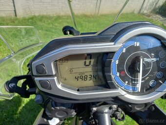 Triumph Tiger 800 - 19